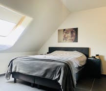 Drieslaapkamer duplex-appartement te huur in Alken