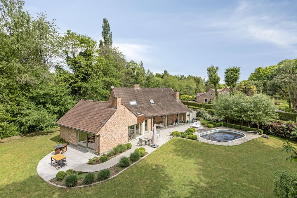 Prachtige villa op toplocatie in Bierghes.