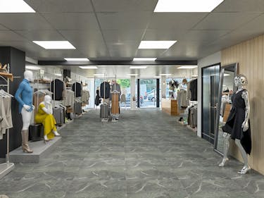 Uitstekend gelegen handelspand (ca. 110 m²) in centrum Gent