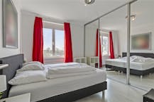 Gemeubelde duplex met 5 slaapkamers en dakterras te huur in Antwerpen