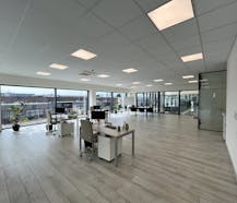 Modern office (195 m²) for rent in Deinze