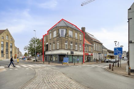 Handelspand met woonst te koop Veurne