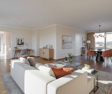Very spacious penthouse of 279 m² for sale in Roeselare