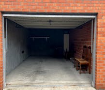 Garagebox te huur in het centrum van Izegem.