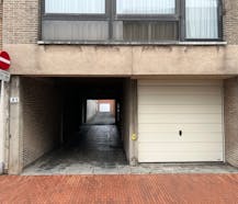 Garagebox te huur in het centrum van Izegem.