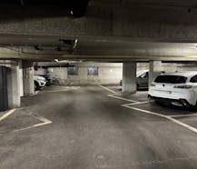 Autostaanplaats te koop in hartje Kortrijk!