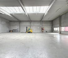 Bedrijfsgebouw te huur in Kortrijk
