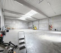 Bedrijfsgebouw te huur in Kortrijk