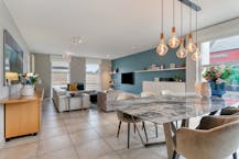 Instapklaar huis met 4 slaapkamers en zwembad in Koolkerke