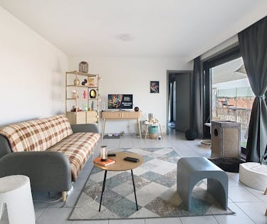 Appartement met 1 slaapkamer en ruim terras te Roeselare.