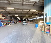 Magazijn (1.571 m²) te huur in Zomergem