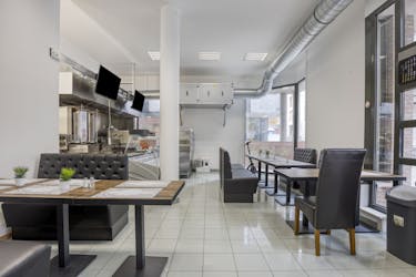 Pittabar/Snackzaak te koop in het bruisende Oostende