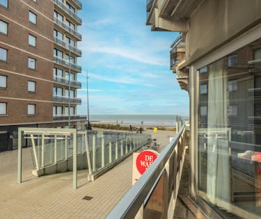 Bright one bedroom apartment with side sea view!