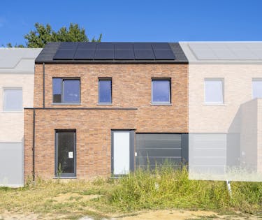 Nieuwbouwwoning met 3 kamers & garage te huur in Kortrijk