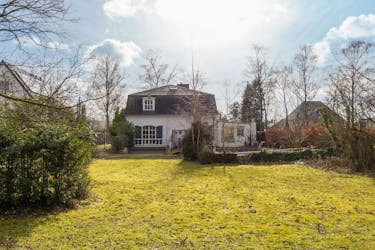 Ruime villa met 5 slaapkamers en tuin in Hasselt