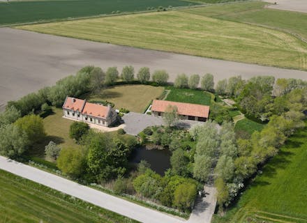 Uniek landhuis op 9.163 m²  te koop in regio Diksmuide