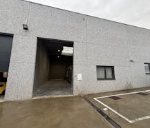 KMO-unit met kantoorruimte te huur in Sint-Eloois-Vijve