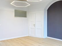 Schaarbeek - Karaktervol kantoorverdieping in herenhuis te huur