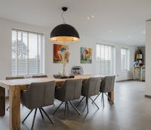 Luxueuze alleenstaande villa met zwembad te koop te Blankenberge