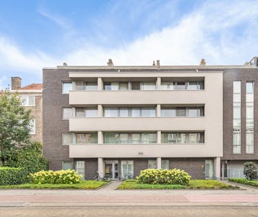 Penthouse met 2 slaapkamers en 2 terrassen in hartje Hasselt