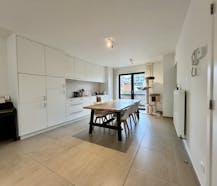 TE HUUR: Appartement met 3 slaapkamers in Hasselt centrum