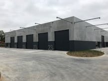Recent warehouse of 108 m² in Roeselare