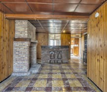 Te renoveren/af te breken woning te Leisele (Alveringem).