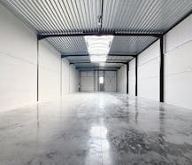 Nieuwbouw KMO-unit te koop op centrale ligging te Roeselare