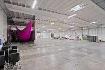 Magazijn met kantoren te huur in Deerlijk