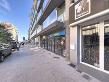 Commercial ground floor for rent in the heart of De Panne.