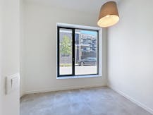 Gelijkvloers BEN-appartement met tuin te huur op Linkeroever