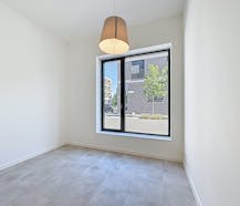 Gelijkvloers BEN-appartement met tuin te huur op Linkeroever