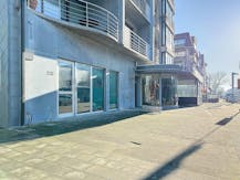 Handelsgelijkvloers te huur te Koksijde (Sint-Idesbald )