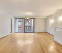 Duplex appartement met 3 slaapkamers en 3 terrassen te huur!