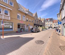 Handelsrumte te huur in Veurne-centrum.