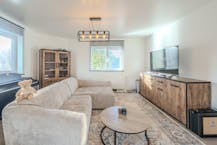 Opbrengsteigendom te koop met 3 vergunde entiteiten