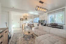 Opbrengsteigendom te koop met 3 vergunde entiteiten