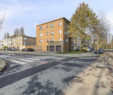 Opbrengsteigendom in de gegeerde "Vogeltjeswijk" te Merksem