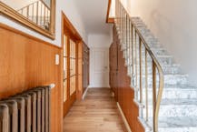 bâtiment d'environ 400 m2 avec beaucoup de potentiel de développement + 3 garages à Hasselt