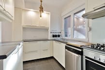 Volledig gerenoveerde woning met tuin te koop in Luchtbal! 