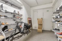 Exceptional commercial property with spacious warehouse in Deinze