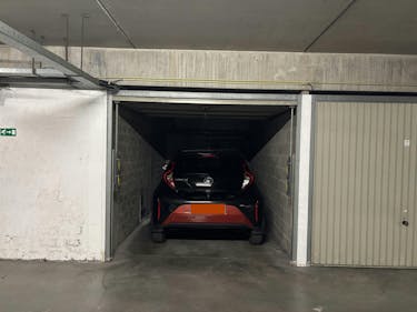 Centraal gelegen garagebox