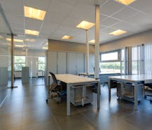 Gemeubeld kantoor (ca. 140 m²) te huur in Aalter