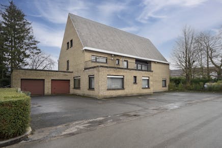 Kantoor met woning te koop Bissegem