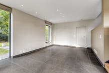Instapklaar huis met 4 slaapkamers en ruime tuin in Kluisbergen