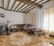 huis te koop in centrum Lichtaart, met wegenis achteraan