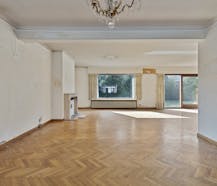 Te renoveren huis met 4/5 slaapkamers in Ruddervoorde