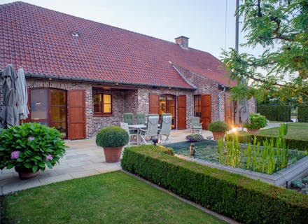 Villa met 4 slaapkamers en prachtige tuin in Kluisbergen