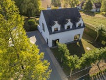 Instapklare villa (1236 m²) met unieke zichten te Bellegem
