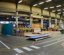 Industriële site gelegen op het kruispunt van R4 en N9